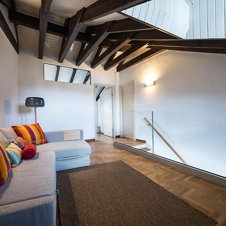 Wonderfull Two Floors Apartment Navigli Milão Exterior foto
