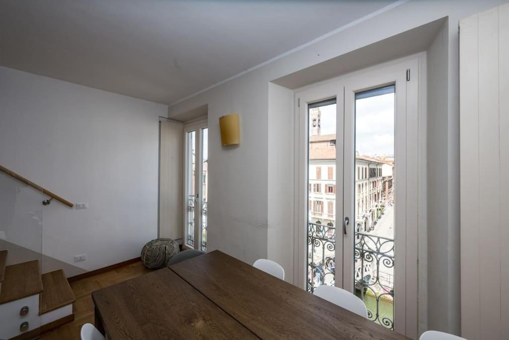 Wonderfull Two Floors Apartment Navigli Milão Exterior foto