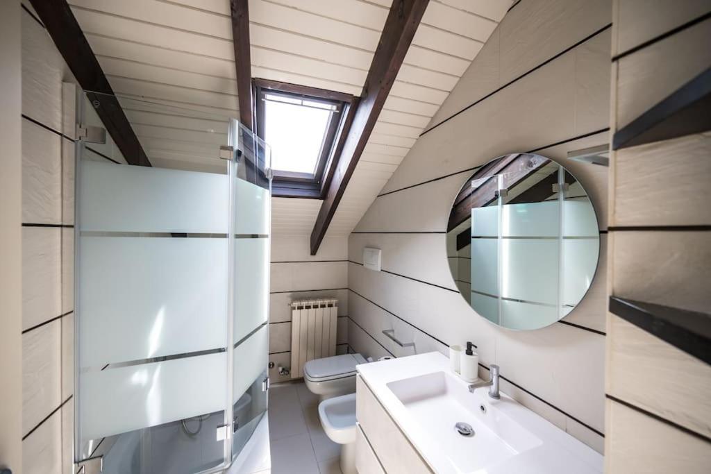 Wonderfull Two Floors Apartment Navigli Milão Exterior foto